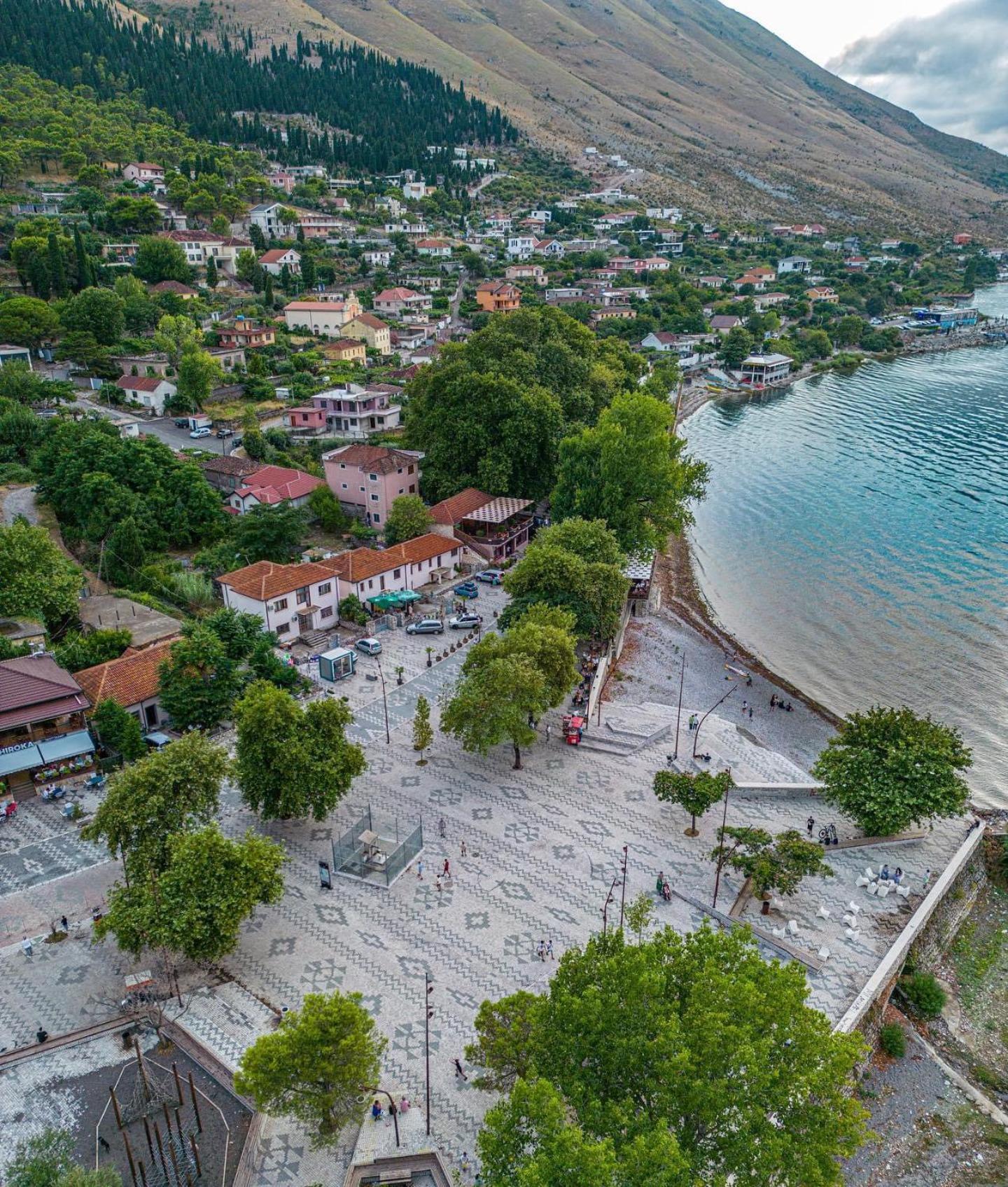 Three Brothers Široka Екстериор снимка
